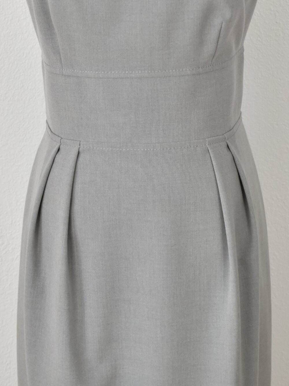 Calvin Klein Fitted Pleated Sheath Dress Gray - 10 - Picture 3 of 9
